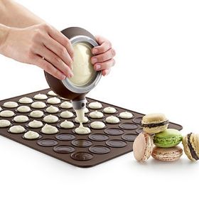 Silicone Kitchen Bakeware Baking Pastry Tools (Color: Brown)